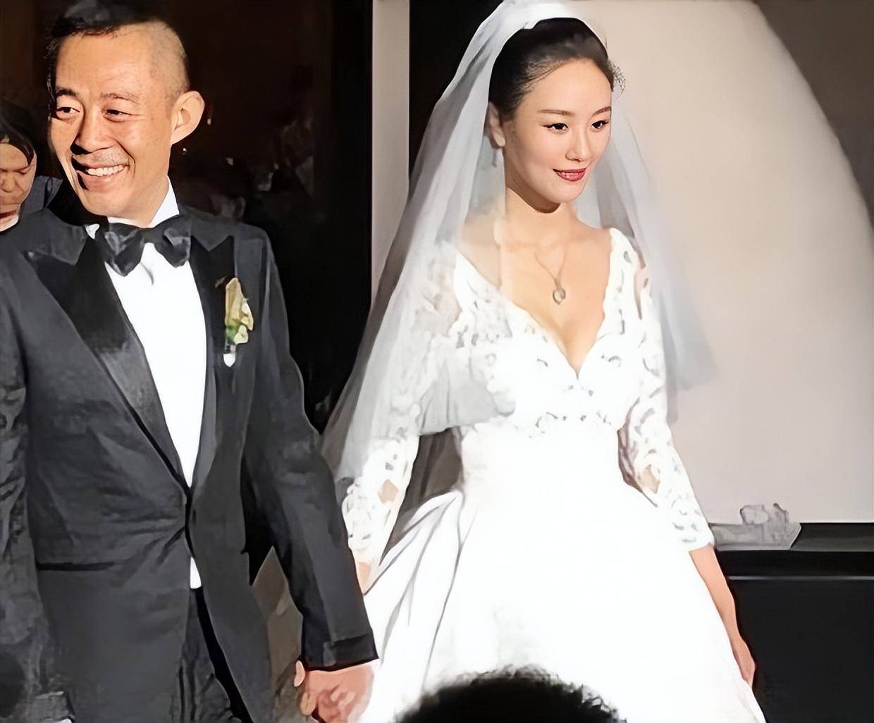 侯勇和潘雨辰，离婚9年后，二人境遇大不相同