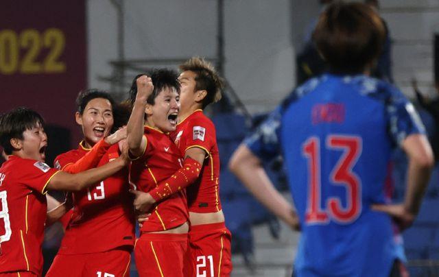 2-1！中国女足敌手进击宇宙杯，32年神迹出生，FIFA：载入史书