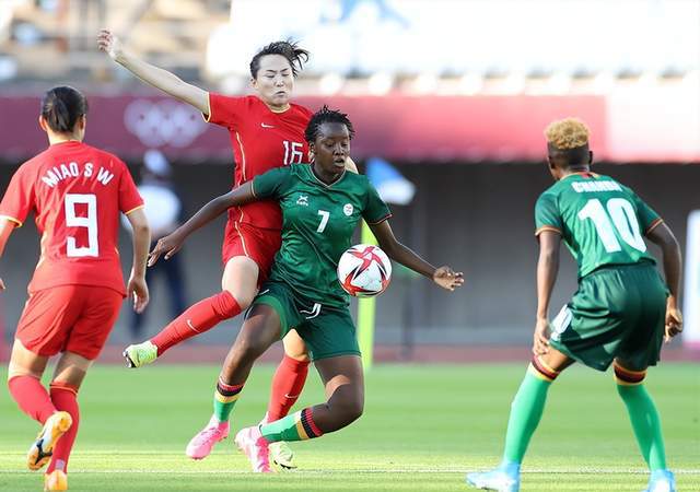 2-1！中国女足敌手进击宇宙杯，32年神迹出生，FIFA：载入史书