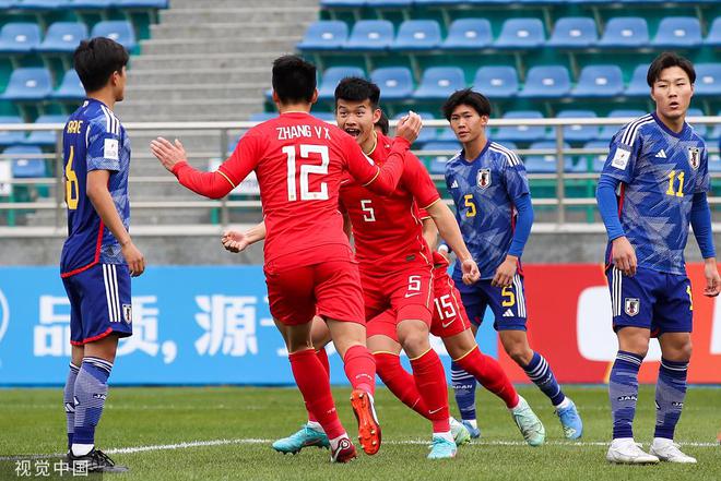 U20国足1-2日本：全队尽了最大尽力，实力差距太昭着