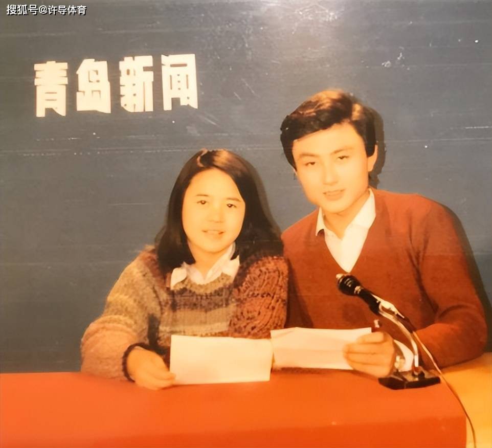 1988年，王宁带着“金龟子”刘纯燕去领结婚证，工作人员吓了一跳